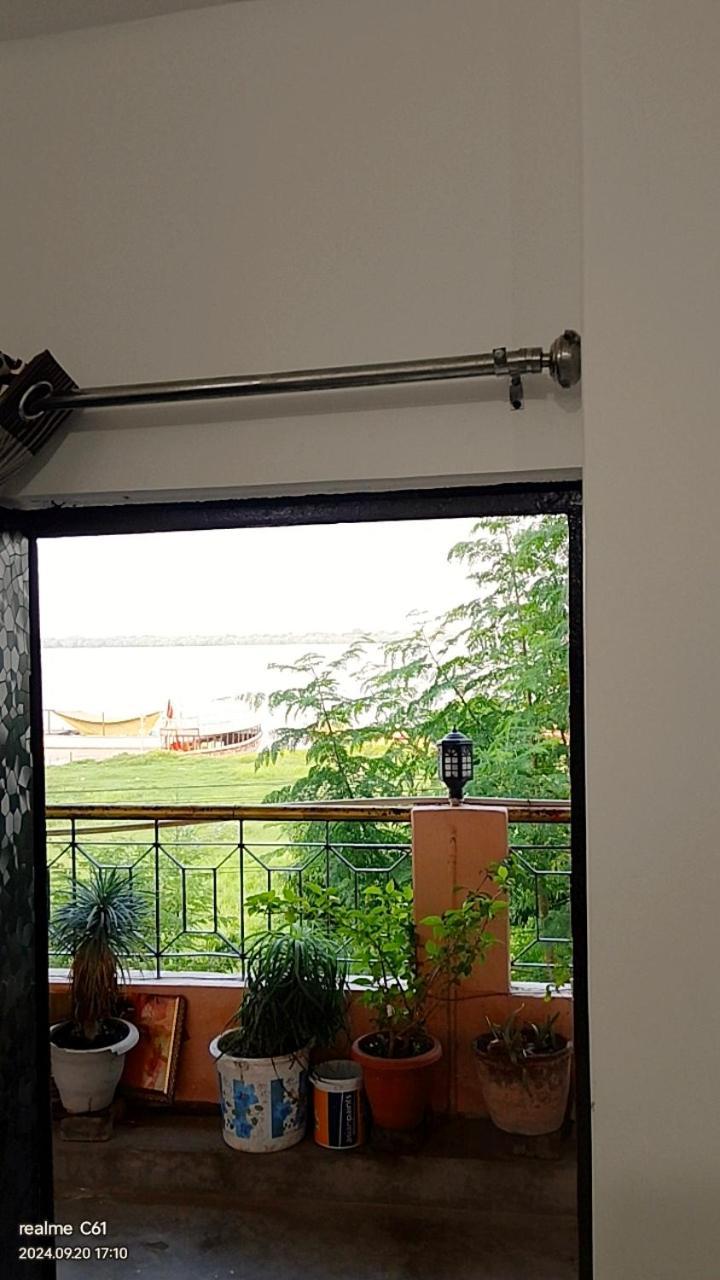 Ganga Paying Guest House Váránasí Pokoj fotografie
