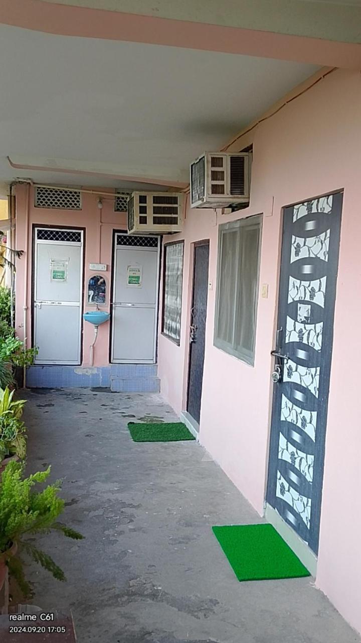 Ganga Paying Guest House Váránasí Pokoj fotografie